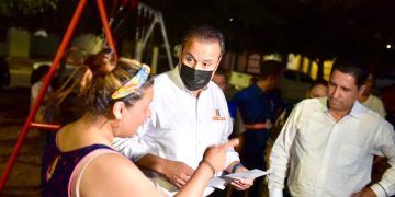 Supervisa Toño Astiazarán rehabilitación del parque de Las Lomas