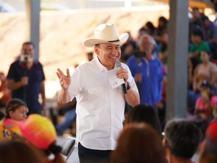 CON INVERSIÓN DE 31 MDP, GOBERNADOR ALFONSO DURAZO ENTREGA GRAN UNIDAD DEPORTIVA EN AGUA PRIETA 