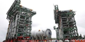 AMLO PROMETE TERMINAR REFINERÍA DE DOS BOCAS A MEDIADOS DE 2023