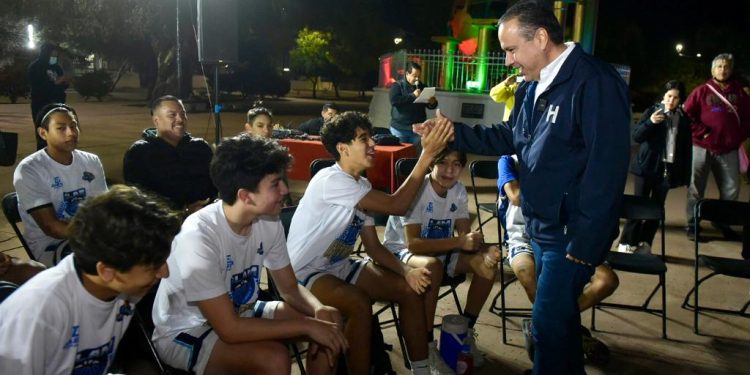 ENTREGA ALCALDE DE HERMOSILLO ILUMINACIÓN DE PARQUE DEL MAESTRO&nbsp;