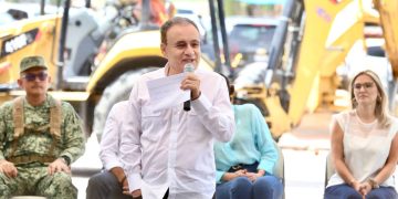 BANDERAZO DE OBRAS TECNOLÓGICO Y ADOLFO RUIZ CORTINES ES CUMPLIRLES A LOS NOGALENSES Y SALVAR VIDAS: ALFONSO DURAZO