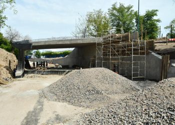 PRESENTA 30 POR CIENTO DE AVANCE NUEVO PASO DESNIVEL DE BULEVAR LUIS ENCINAS&nbsp;