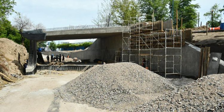 PRESENTA 30 POR CIENTO DE AVANCE NUEVO PASO DESNIVEL DE BULEVAR LUIS ENCINAS&nbsp;