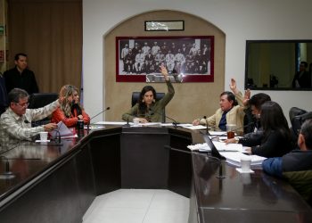 APRUEBAN CONTRATACUÓN Y REESTRUCTURA DE DEUDA EN COMISIÓN&nbsp;