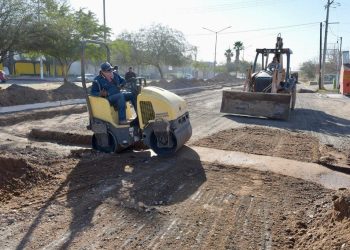 AVANZA EN 40 POR CIENTO MODERNIZACIÓN DE LA CALLE DOMINGO OLIVARES&nbsp;