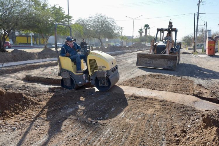 AVANZA EN 40 POR CIENTO MODERNIZACIÓN DE LA CALLE DOMINGO OLIVARES&nbsp;