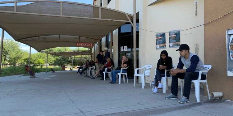 RETRASO EN LA ENTREGA DE LICENCIA SE DEBIÓ A CONTRATIEMPOS CON MUEVO PROVEEDOR