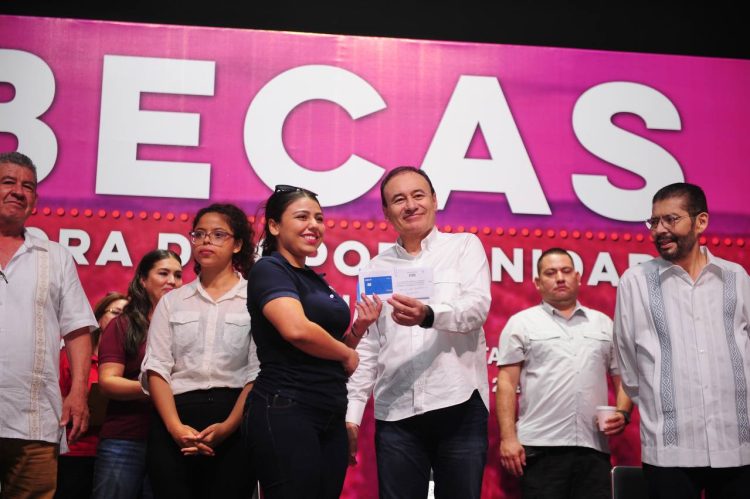 Nadie se quedará sin la posibilidad de estudiar en Sonora: gobernador Alfonso Durazo