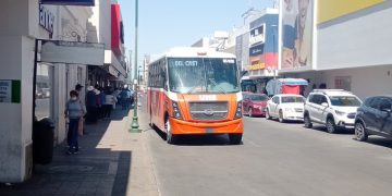 Rechazan &nbsp;cambio de rutas&nbsp;&nbsp; 84 % de usuarios de transporte: Peinado
