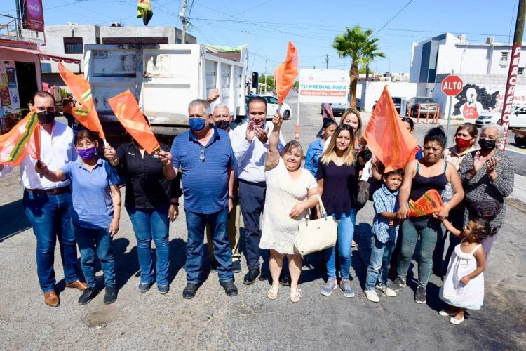 Inicia recarpeteo de calle Tenochtitlán en las colonias Cuauhtémoc y Valle del Marquez