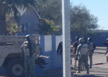 Rescatan a 18 migrantes secuestrados en Sonora