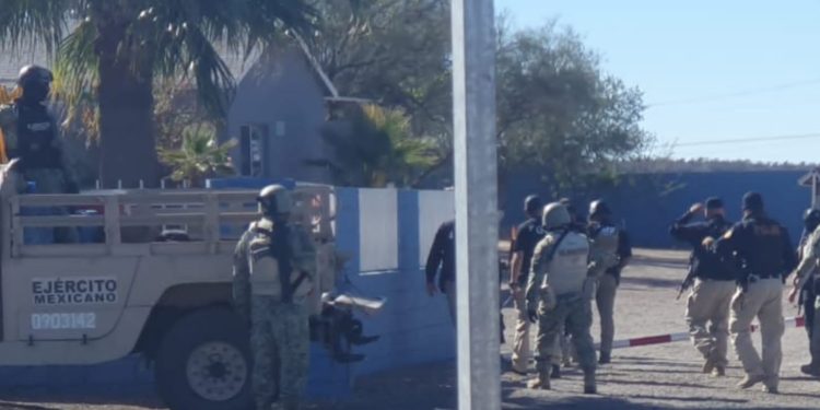 Rescatan a 18 migrantes secuestrados en Sonora