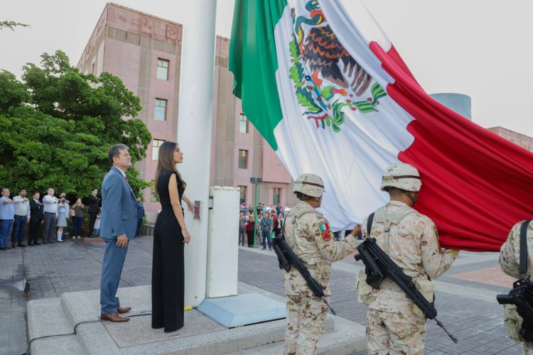 Encabeza Poder Legislativo ceremonia cívica