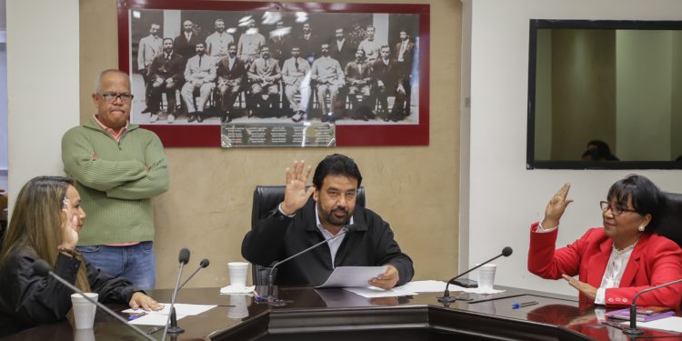 APRUEBAN PROYECTO DE DICTAMEN QUE RECONOCE A LA COMUNIDAD INDÍGENA N ' D E E&nbsp;
