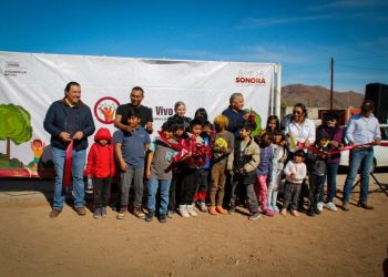 GOBIERNO DE SONORA HACE ENTREGA DE PARQUE REHABILITADO A LA COMUNIDAD COMCÁAC EN PUNTA CHUECA&nbsp;