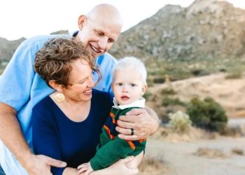 HOMBRE ASESINA A SU ESPOSA E HIJOS EN PHOENIX, ARIZONA