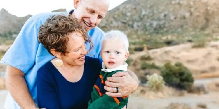 HOMBRE ASESINA A SU ESPOSA E HIJOS EN PHOENIX, ARIZONA