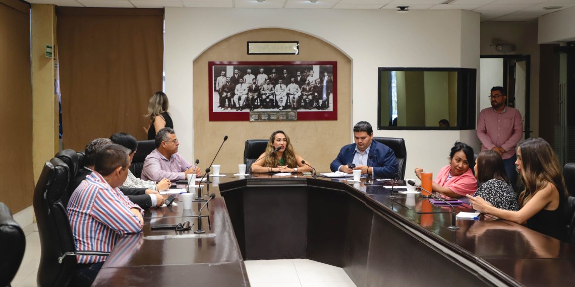 PRESENTAN CÁMARAS EMPRESARIALES PROPUESTAS A INICIATIVA DE MOVILIDAD Y SEGURIDAD VIAL