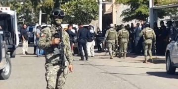 Agentes de la FGR detienen a “El Comandante” en Estación Pesqueira