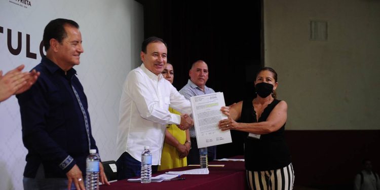 Gobierno de Sonora da certidumbre legal a familias sonorenses: Alfonso Durazo