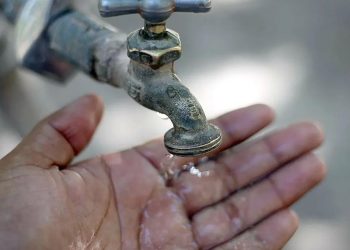 SE MEJORARÁ LA DISTRIBUCIÓN DE AGUA POTABLE EN HERMOSILLO: ANTONIO ASTIAZARÁN