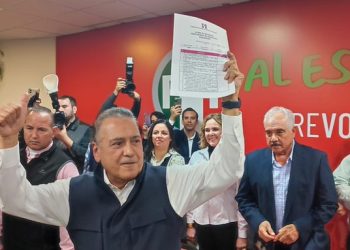 Se registra Manlio Fabio Beltrones como precandidato al Senado por el PRI en Sonora