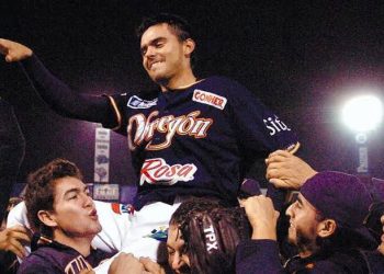 Diputado Iram Solís da la Bienvenida al Beisbolista Profesional Rafael Cruz para Fortalecer la Prevención de Adicciones