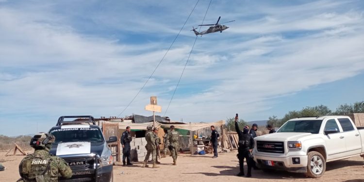 ASEGURAN CORPORACIONES DE LA MESA DE SEGURIDAD A GRUPO DE PERSONAS ARMADAS EN GUAYMAS&nbsp;