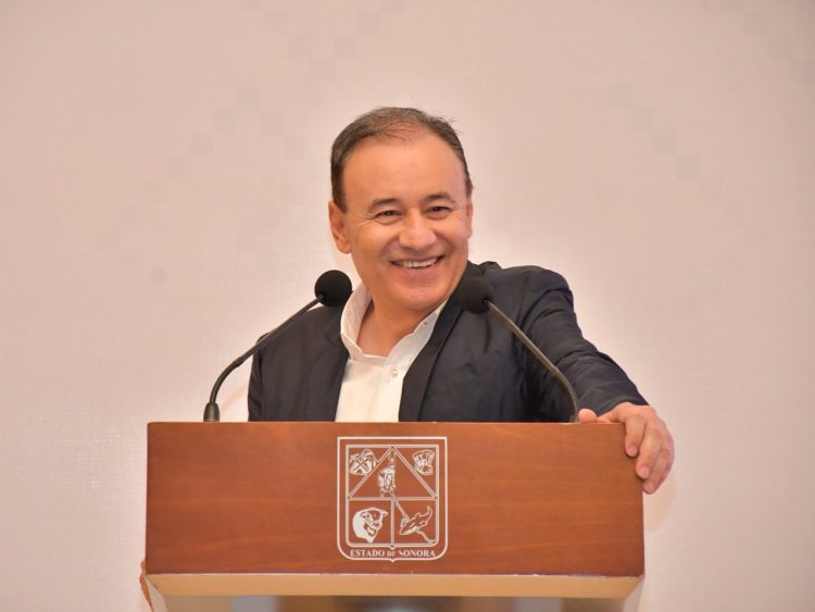 ALFONSO DURAZO ASEGURA QUE FUE UNA DECISIÓN ATINADA LA APROBACIÓN DEL CONGRESO ESTATAL SOBORE LA HOMOLOGACIÓN DE LA GUBERNATURA