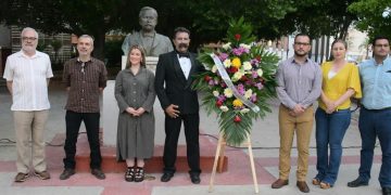 Rinde homenaje Ayuntamiento a Rodolfo Campodónico