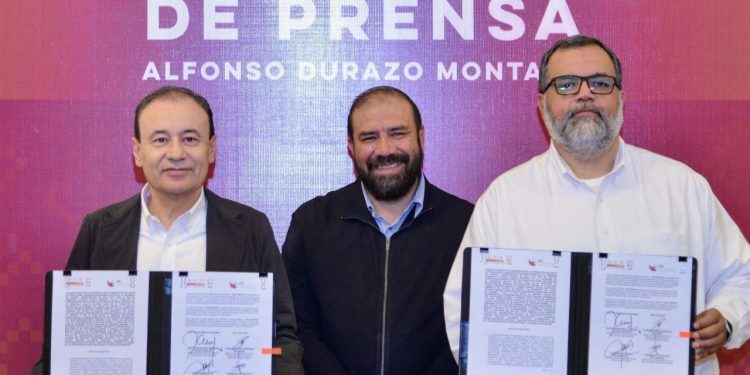 Firma Gobernador Durazo convenio para garantizar 100% de conectividad a Internet en Sonora