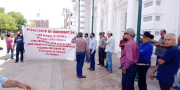 Mineros&nbsp; derechosos exigen&nbsp; a Napito pago de 55 mdd