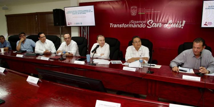 Gobernador da seguimiento a proyecto de construcción de Hospital de Zona IMSS Bienestar en SLRC