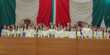 Solicitan programas de desarrollo integral para niñas y niños en el Congreso Infantil