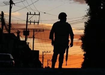 En Tulancingo, sujeto mata a balazos a una menor de edad tras incidente de tránsito