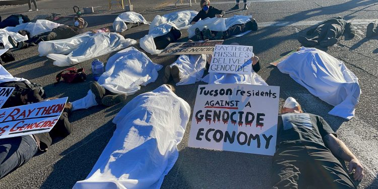 Departamento del Sheriff del condado de Pima en Az es acusado de violar las libertades religiosas de los manifestantes Israel-Hamas
