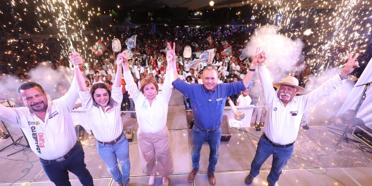 Con Lety Amparano como primera alcaldesa, Nogales tendrá un gobierno enfocado en orden y soluciones para a su gente: Beltrones