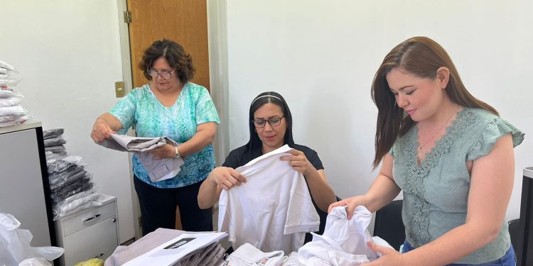 Realiza Cobach Sonora campaña de donación de uniformes en solidaridad con alumnos que los necesitan