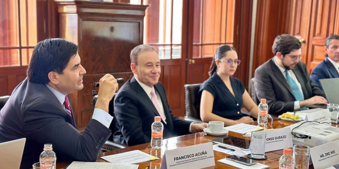 Expone Gobernador iniciativas en materia de aprovechamiento de energías limpias