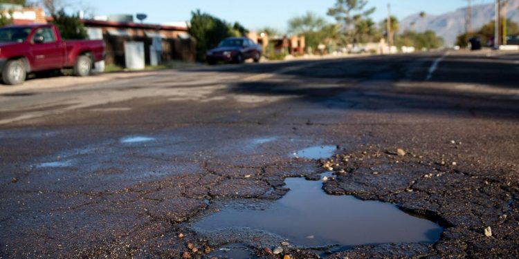 Ya no solo sufre Hermosillo por los baches ya Tambien Tucson