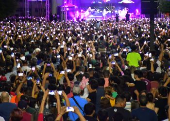 Fueron a pasársela bien con Hombres G en inicio de Fiestas del Pitic 2024