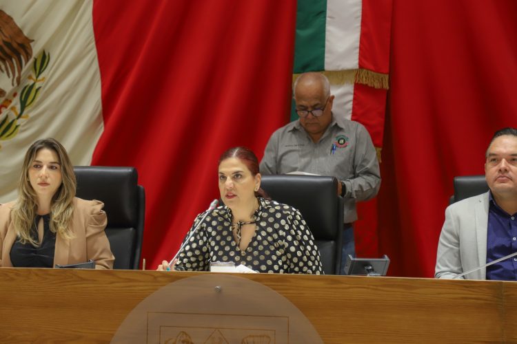 Rinde protesta diputado ante Congreso de Sonora