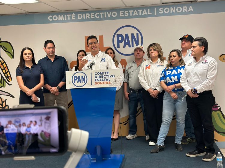 La ley es la ley, no es un cuento, resuelvan, exigieron diputados federales del PAN a la Sala Regional de Guadalajara