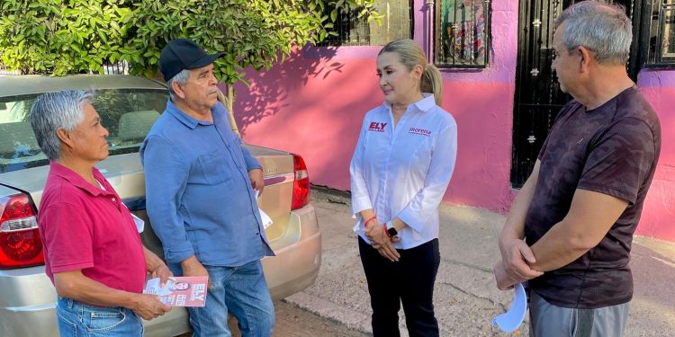 Recorre Ely Sallard la Colonia San Ángel, continúa escuchando las voces de las colonias del distrito 8