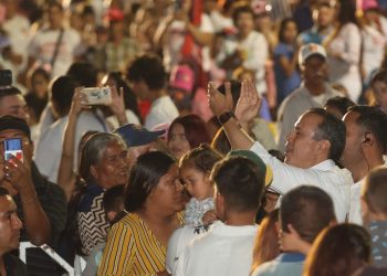 Llama Toño Astiazarán a votar por continuar cambios