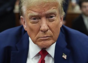 Trump lanza iniciativa de reclutamiento tras veredicto en su contra en juicio