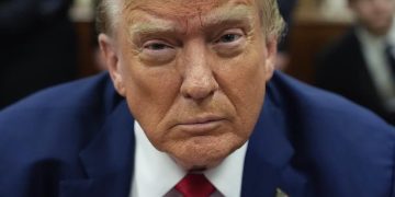 Trump lanza iniciativa de reclutamiento tras veredicto en su contra en juicio