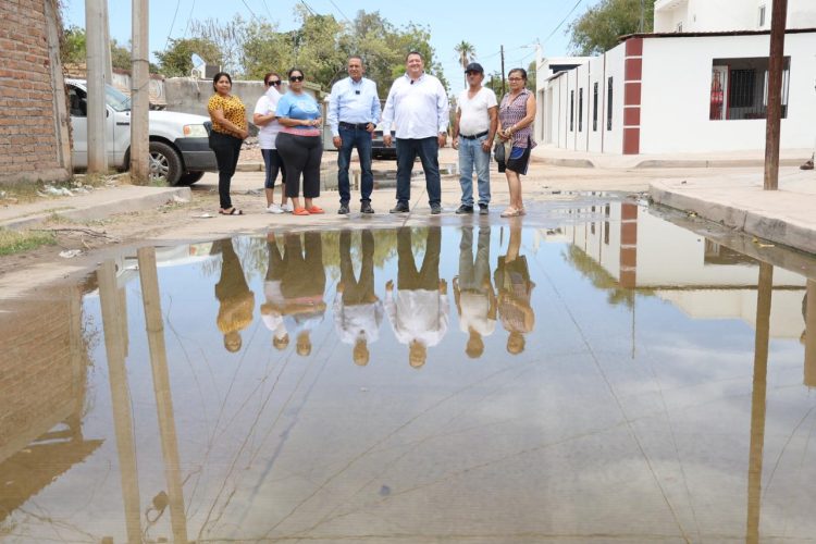 Pactan Beltrones y Jorge García de León Compromiso de gestión de recursos y apoyos contra la insuficiencia agua y el drenaje colapsado en Navojoa