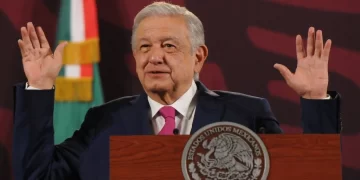 Firma AMLO decreto que crea el Fondo para Pensiones del Bienestar