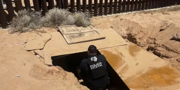 Localizan túnel clandestino por debajo de muro fronterizo en SLRC